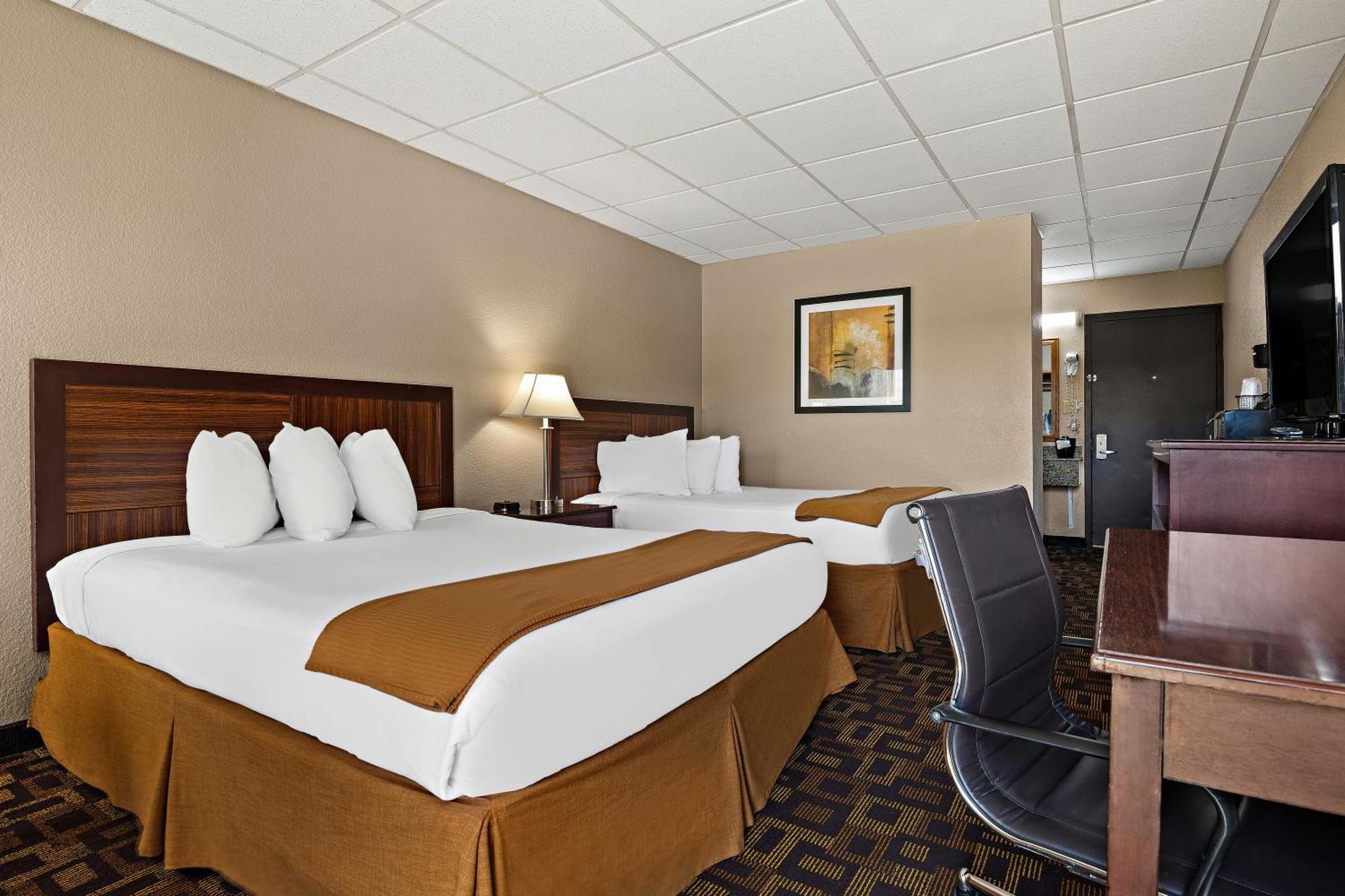 Rodeway Inn McPherson Exterior foto